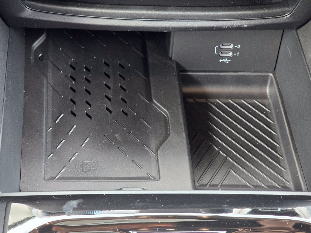 New 2027 Chrysler Pacifica Limited AWD/4WD image 34