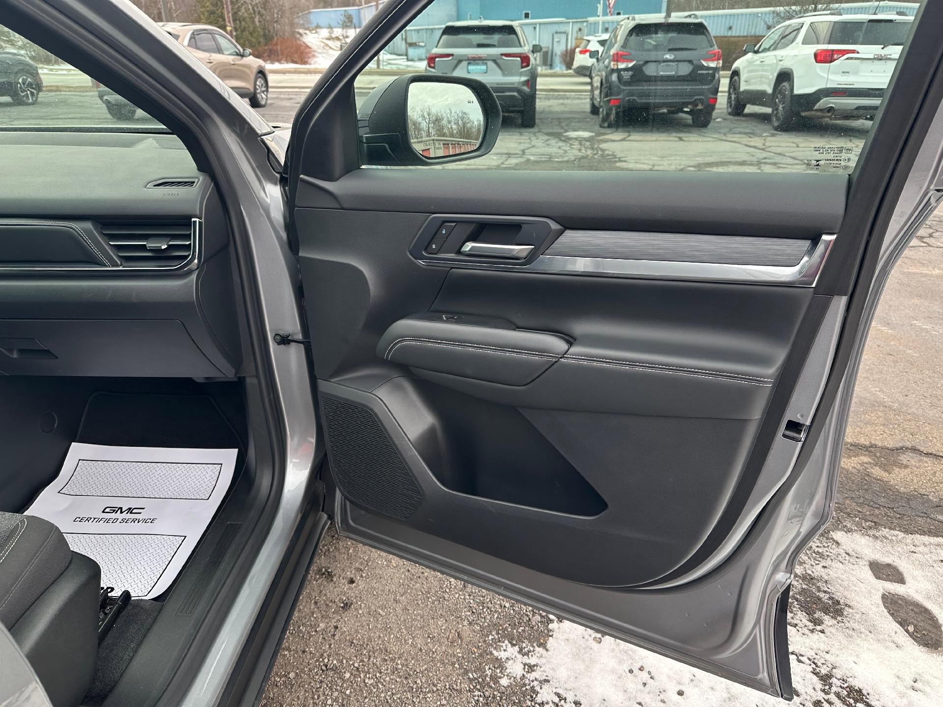 Certified 2025 GMC Terrain Elevation image 28