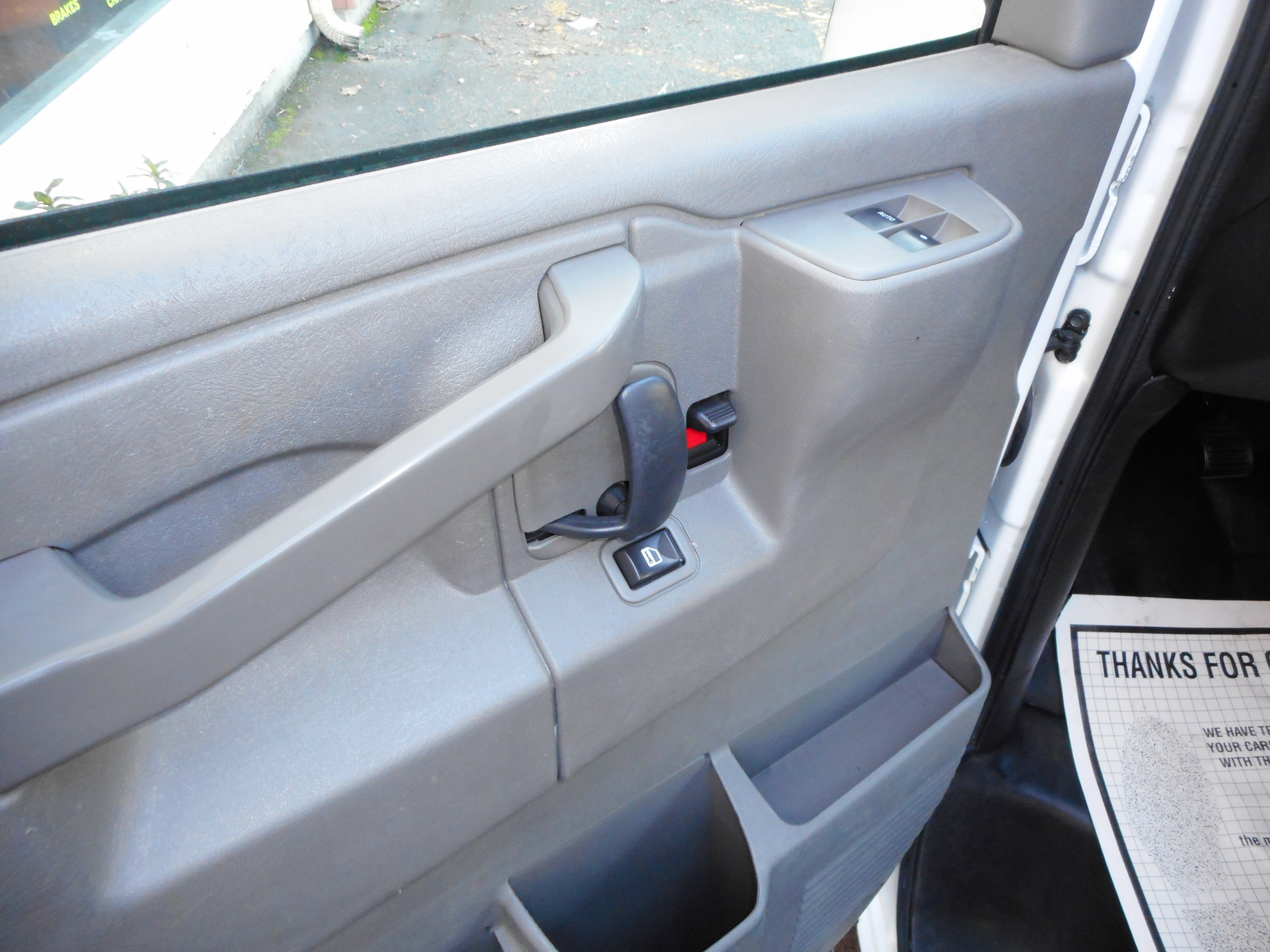 Used 2017 Chevrolet Express 2500 LS image 15