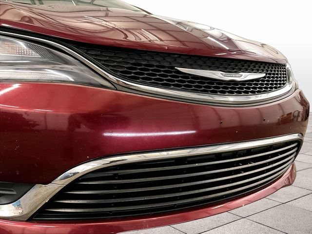 Used 2015 Chrysler 200 Limited FWD image 30