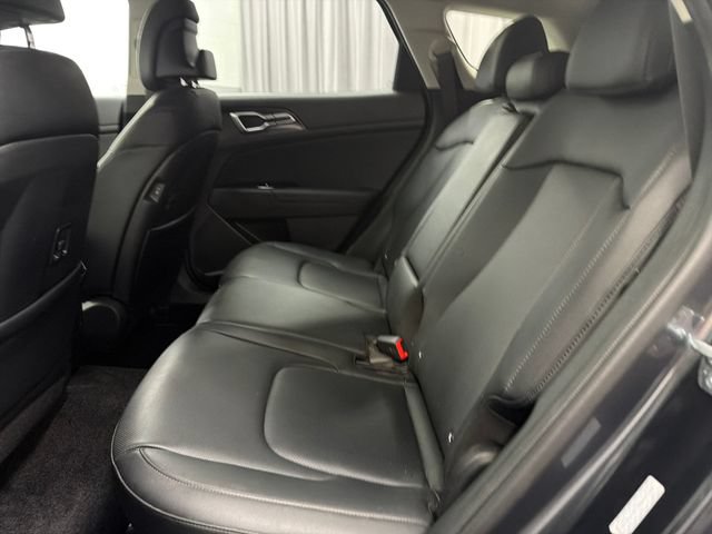 Certified 2025 Kia Sportage EX AWD/4WD image 26