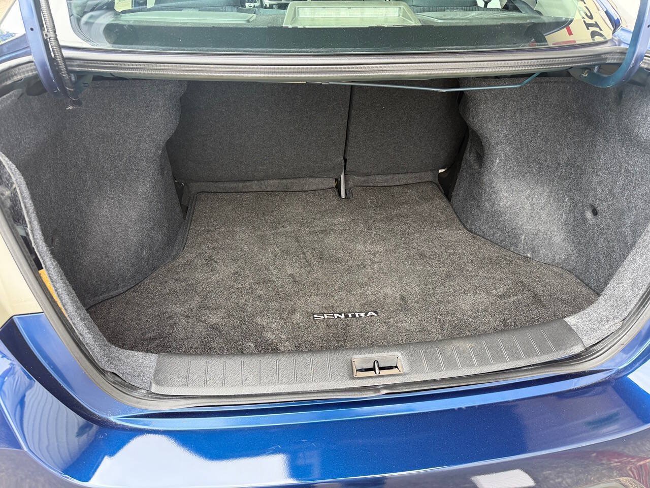 Used 2019 Nissan Sentra SV FWD image 28