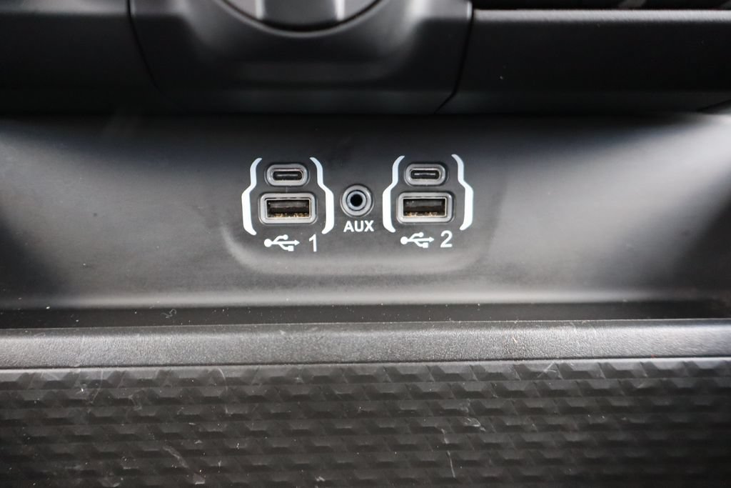 Used 2023 RAM 1500 Laramie AWD/4WD image 21
