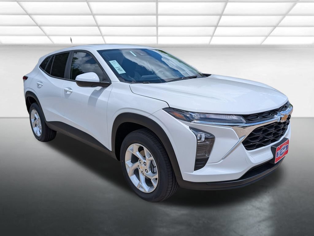 New 2026 Chevrolet Trax LS w/ LS Convenience Package
