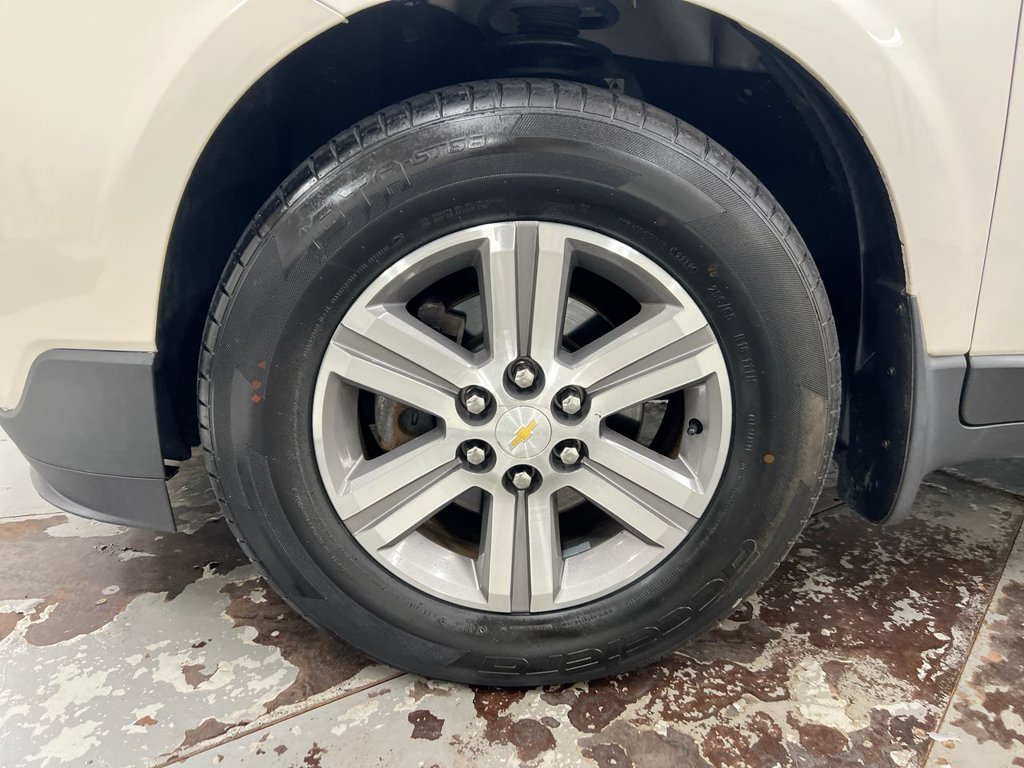 Used 2015 Chevrolet Traverse LT AWD/4WD image 29