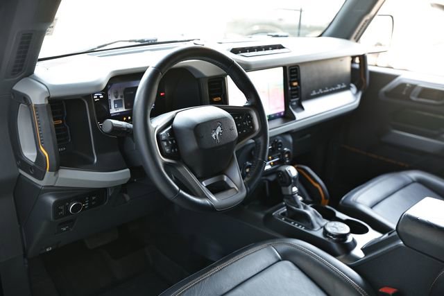Used 2023 Ford Bronco Badlands image 23