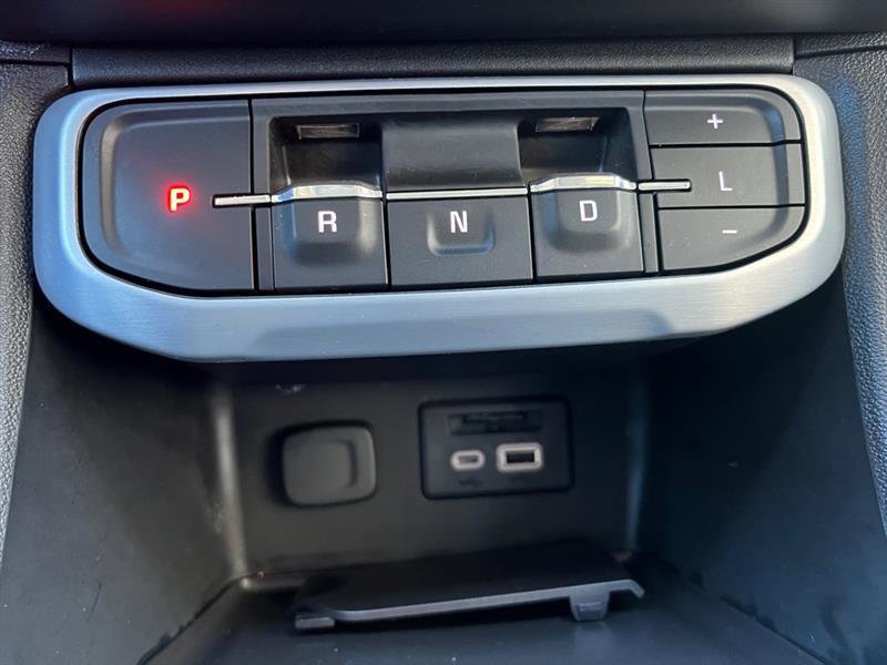 Used 2020 GMC Acadia SLT image 16