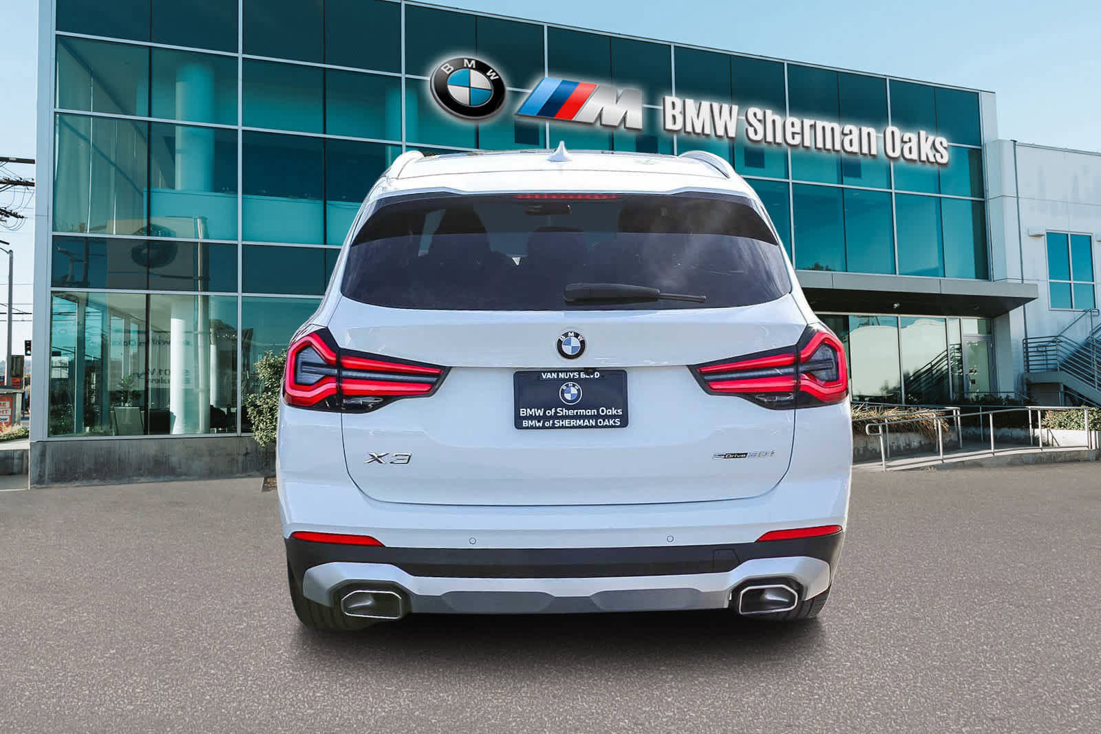 Certified 2024 BMW X3 sDrive30i w/ Convenience Package image 5