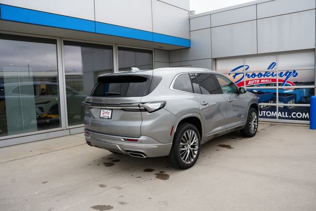 New 2026 Buick Enclave Avenir w/ Super Cruise Package AWD/4WD image 37