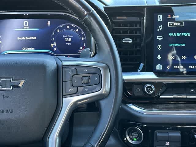 Used 2024 Chevrolet Silverado 1500 LT Trail Boss w/ Convenience Package II AWD/4WD image 9