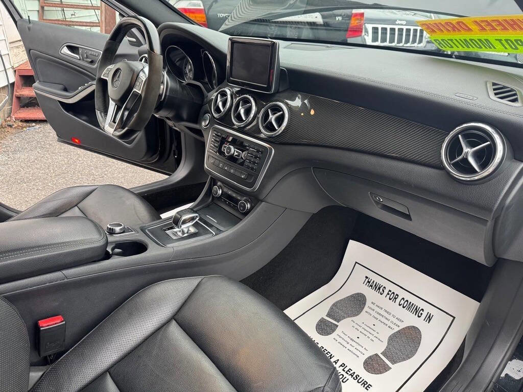 Used 2015 Mercedes-Benz GLA 45 AMG 4MATIC w/ Multimedia Package image 35