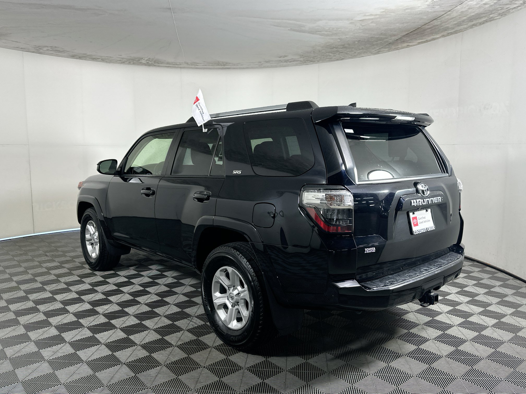 Used 2024 Toyota 4Runner SR5 RWD image 5