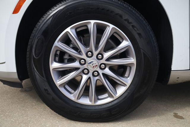 Used 2024 Buick Enclave Premium image 7