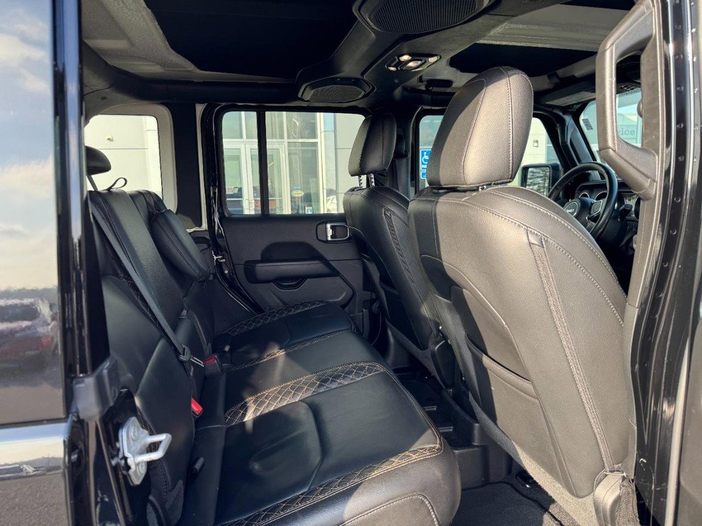 Used 2022 Jeep Wrangler Unlimited Sahara image 13