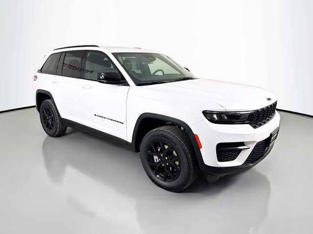 New 2025 Jeep Grand Cherokee Altitude image 1