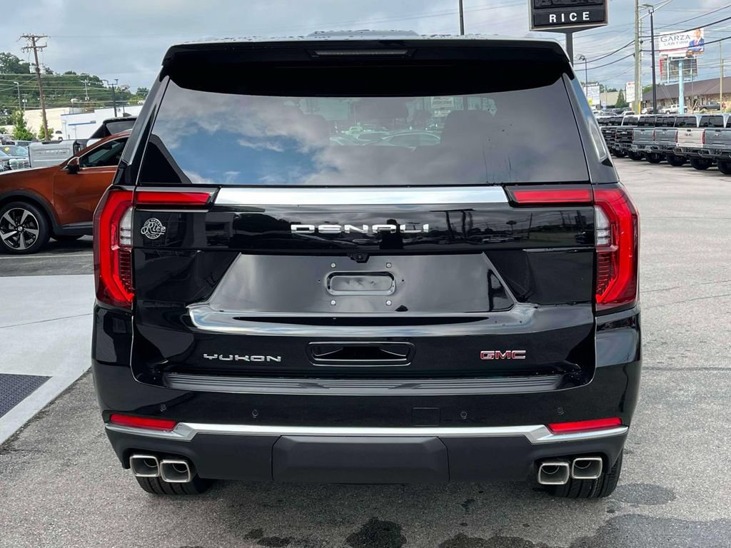 New 2026 GMC Yukon Denali w/ Sun & Power Step Package AWD/4WD image 4