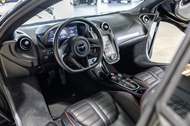 Used 2025 McLaren GTS RWD image 32