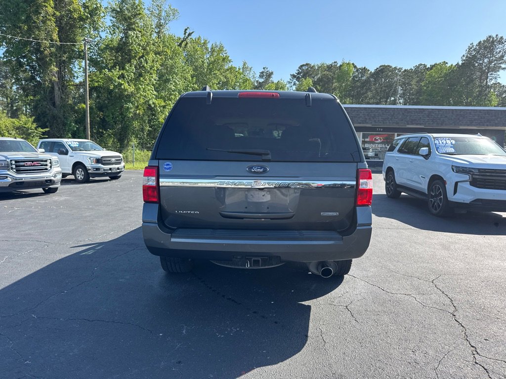 Used 2017 Ford Expedition Limited RWD image 4