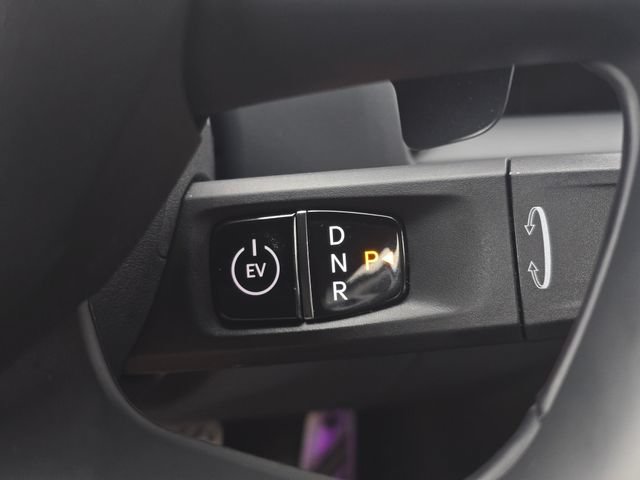 Certified 2024 Kia EV9 GT-Line AWD/4WD image 37