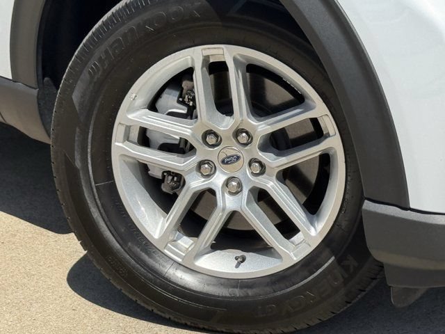 Used 2025 Ford Explorer Active w/ Active Comfort Package RWD image 37
