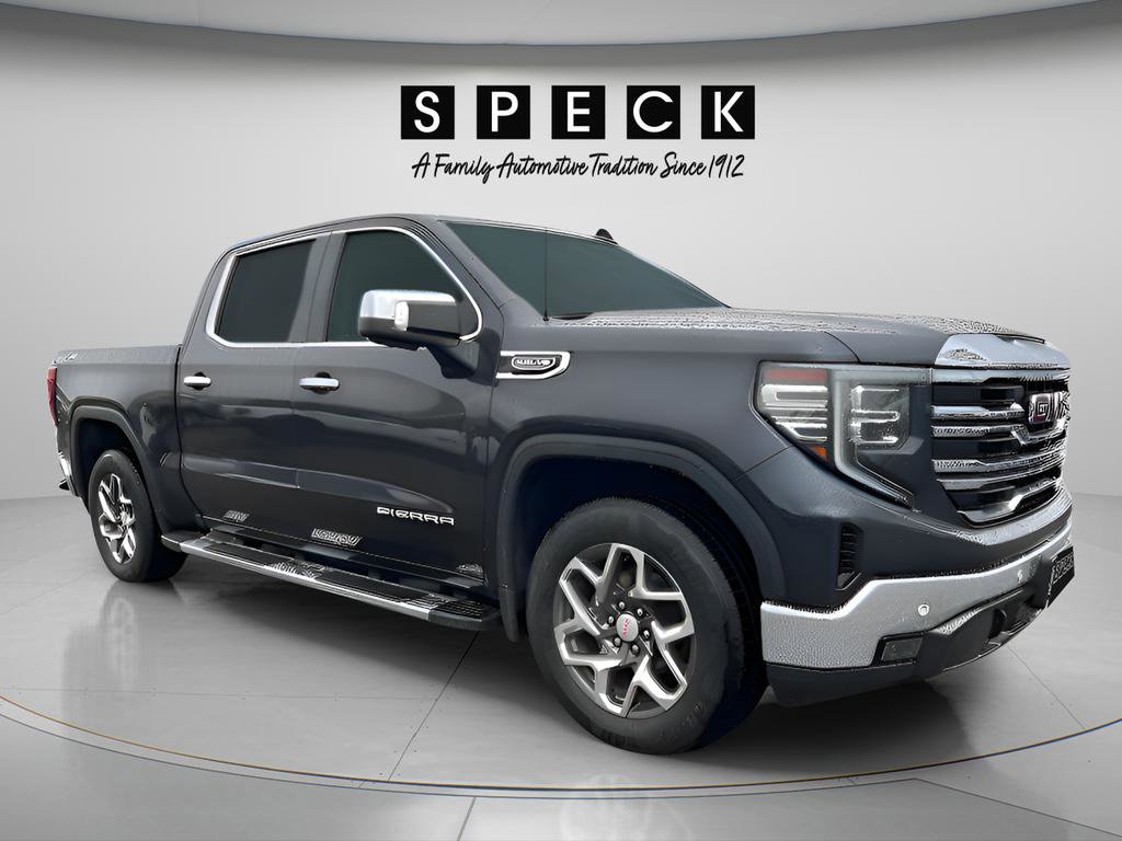 Used 2023 GMC Sierra 1500 SLT w/ SLT Premium Plus Package AWD/4WD image 7