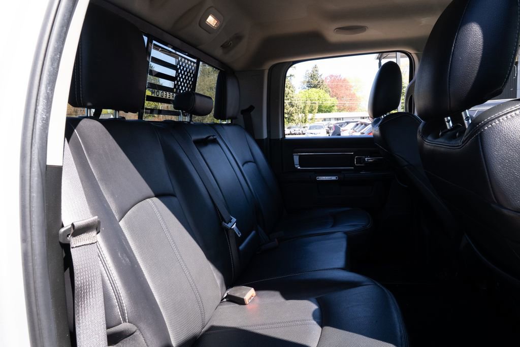 Used 2018 RAM 1500 Laramie w/ Convenience Group AWD/4WD image 23