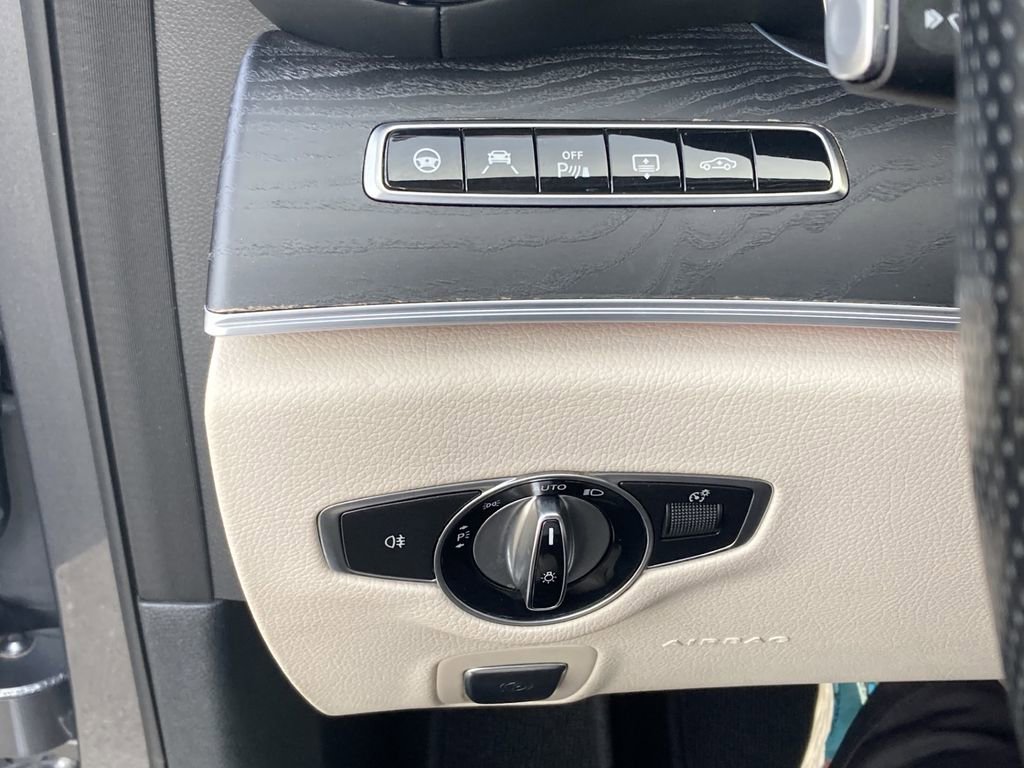 Used 2019 Mercedes-Benz E 63 AMG S image 23