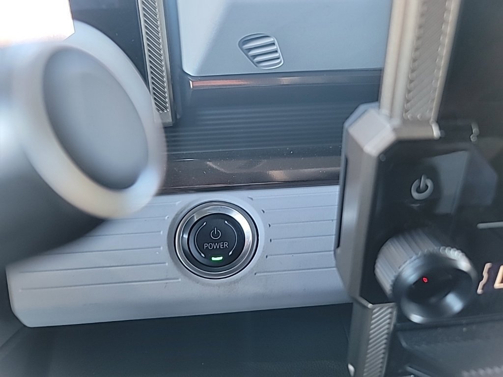 Used 2025 GMC Hummer EV 2X w/ LPO, Dark Essentials Package AWD/4WD image 34