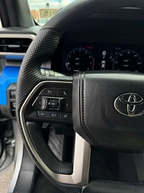 Used 2025 Toyota Tacoma TRD Off-Road image 21