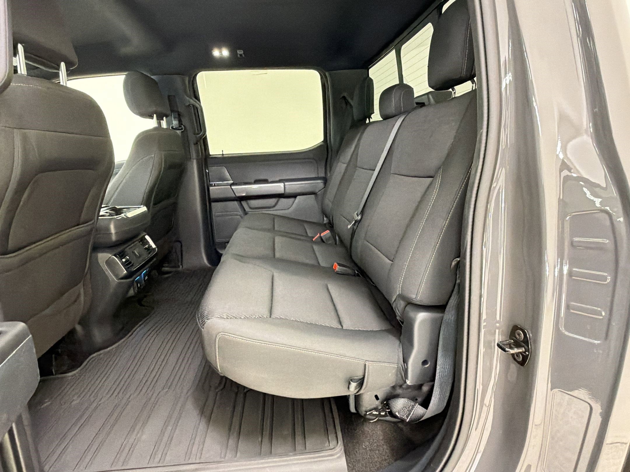 Used 2021 Ford F150 XLT w/ Equipment Group 302A High image 15