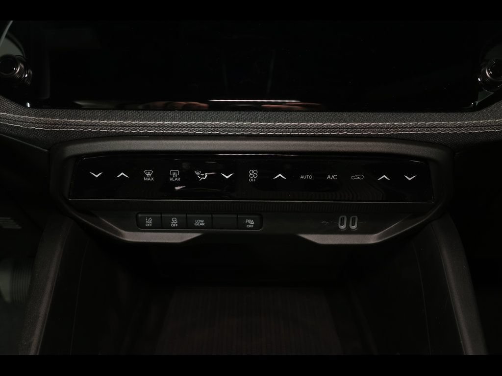 New 2026 Jeep Cherokee Laredo AWD/4WD image 19