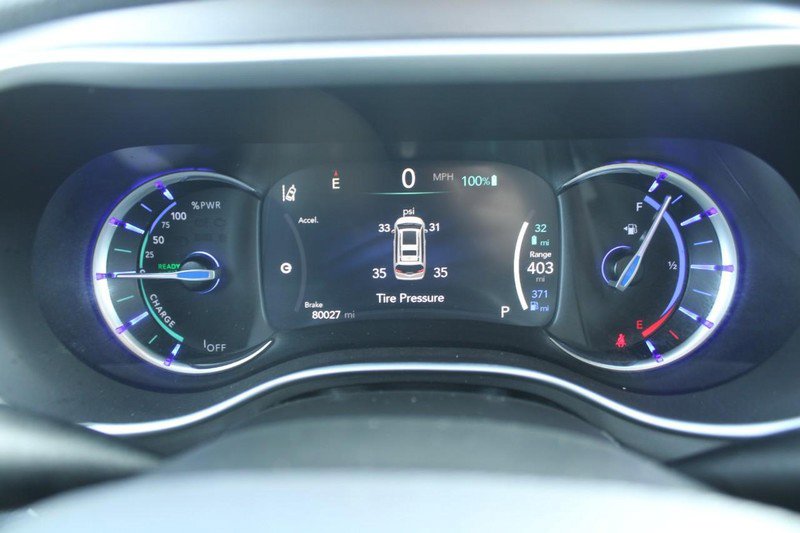 Used 2022 Chrysler Pacifica Touring-L image 18