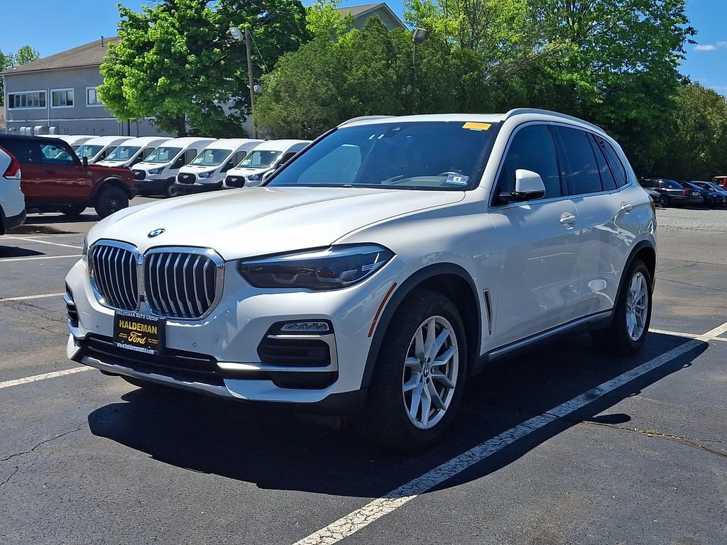 Used 2019 BMW X5 xDrive40i w/ Convenience Package AWD/4WD image 3
