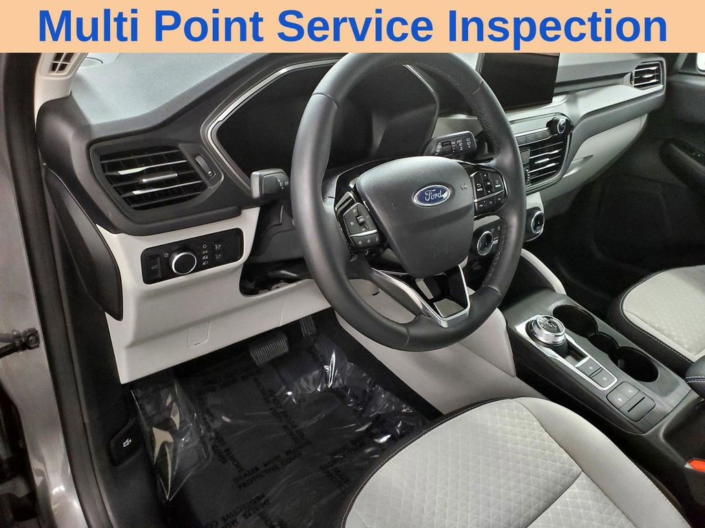 Used 2023 Ford Escape Active AWD/4WD image 11