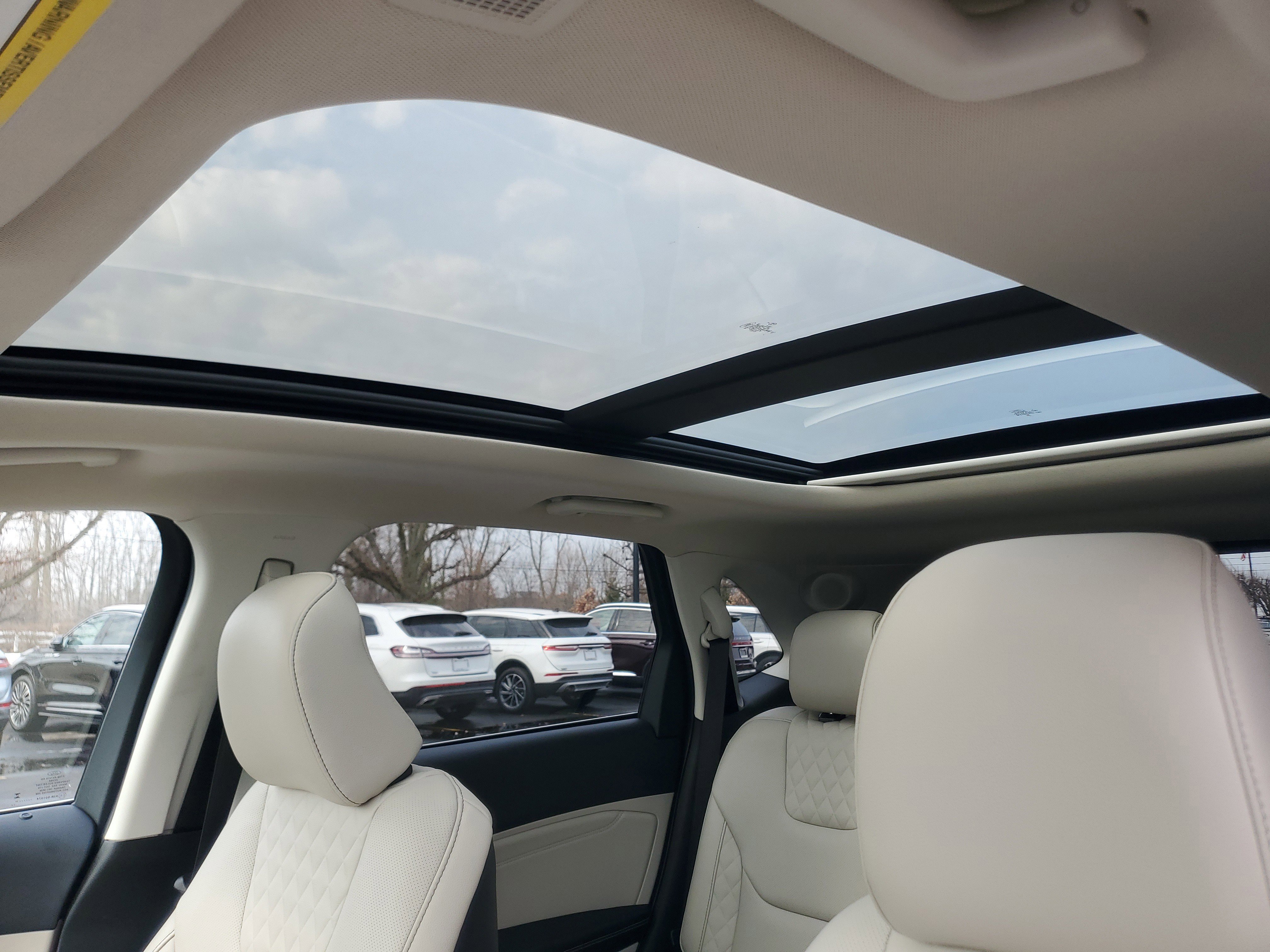 Used 2024 Ford Edge Titanium w/ Equipment Group 301A image 11