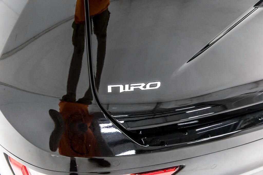 Used 2023 Kia Niro Wind FWD image 5