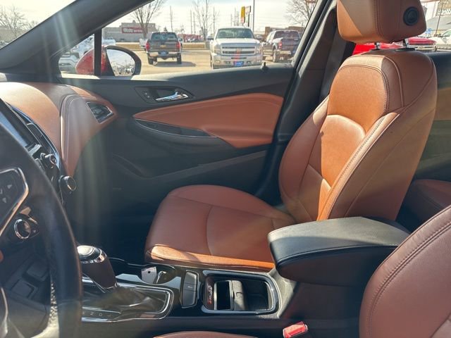 Used 2017 Chevrolet Cruze Premier image 20