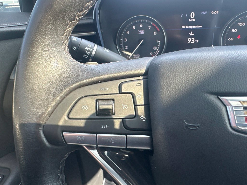 Used 2022 Cadillac XT6 Premium Luxury w/ Technology Package FWD image 23