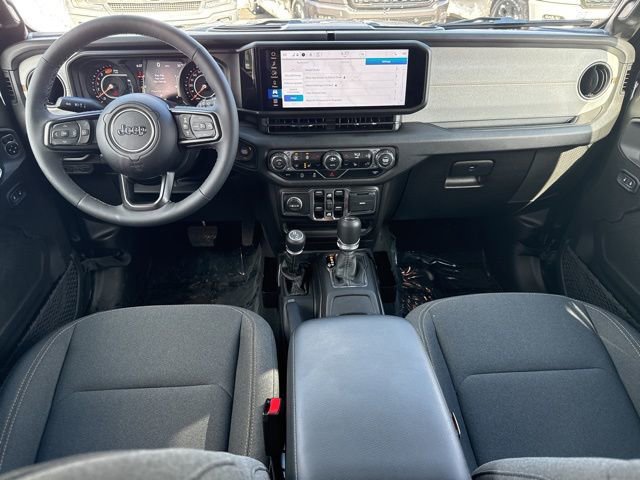 Used 2025 Jeep Wrangler Sport S image 5