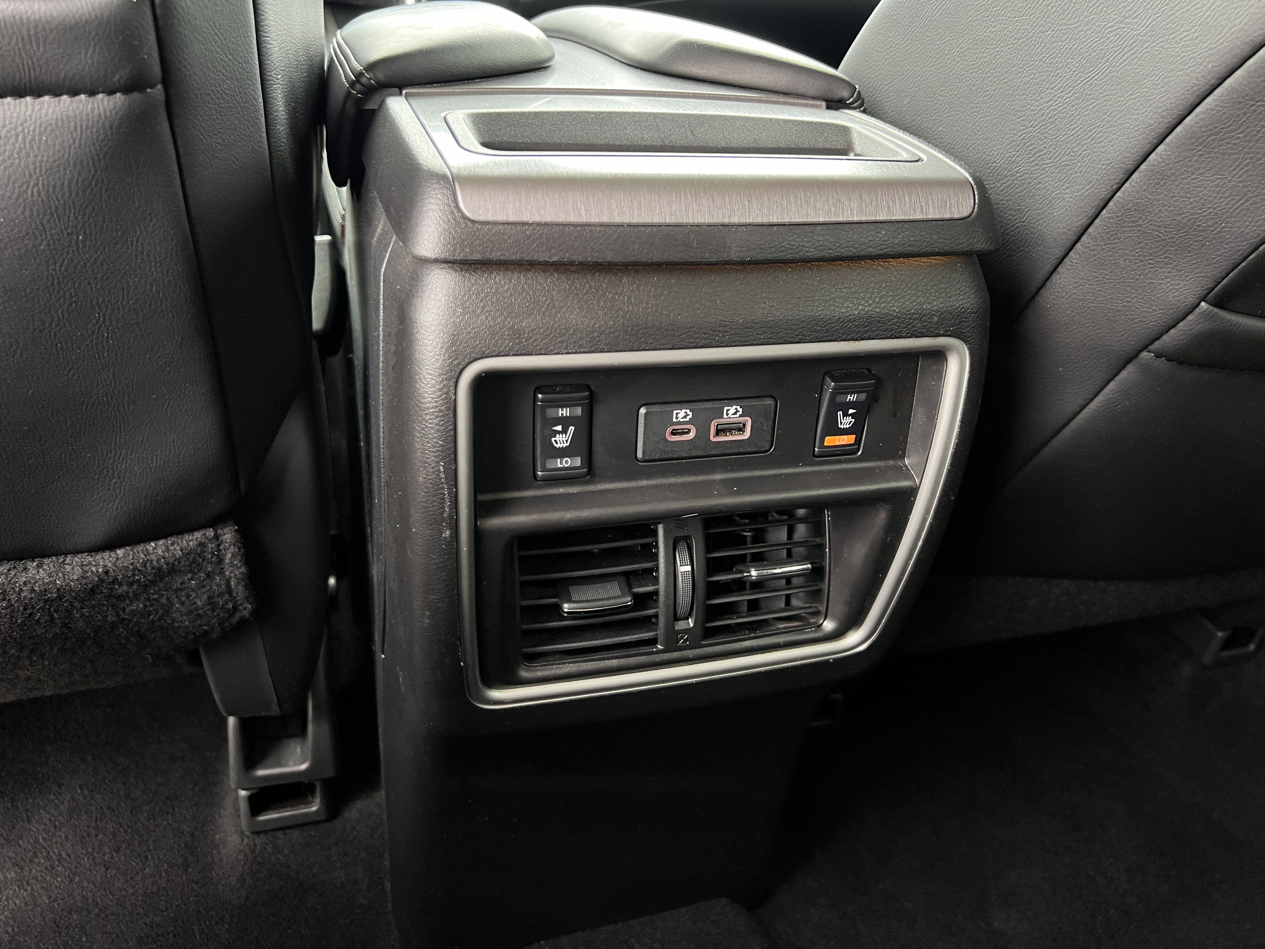 Used 2020 Nissan Murano SL w/ Moonroof Package image 32