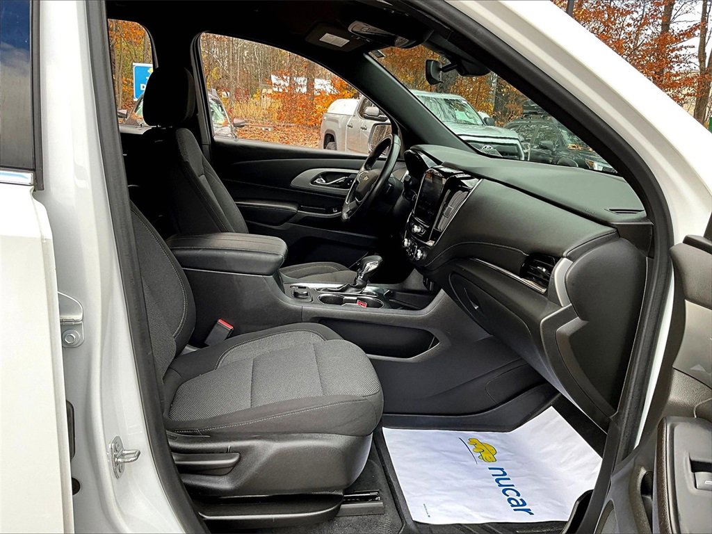 Used 2022 Chevrolet Traverse LT w/ LPO, Cargo Package image 14