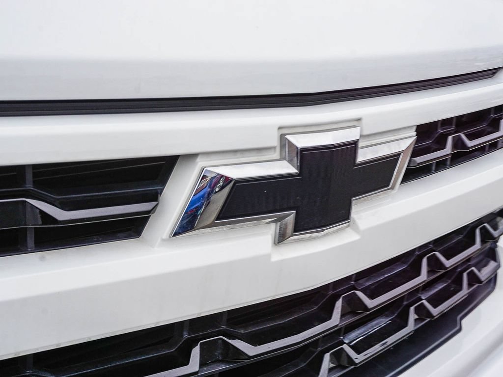 Used 2022 Chevrolet Silverado 1500 RST AWD/4WD image 11