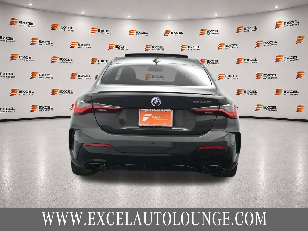 Used 2023 BMW M440i Coupe w/ Parking Assistance Package RWD image 4
