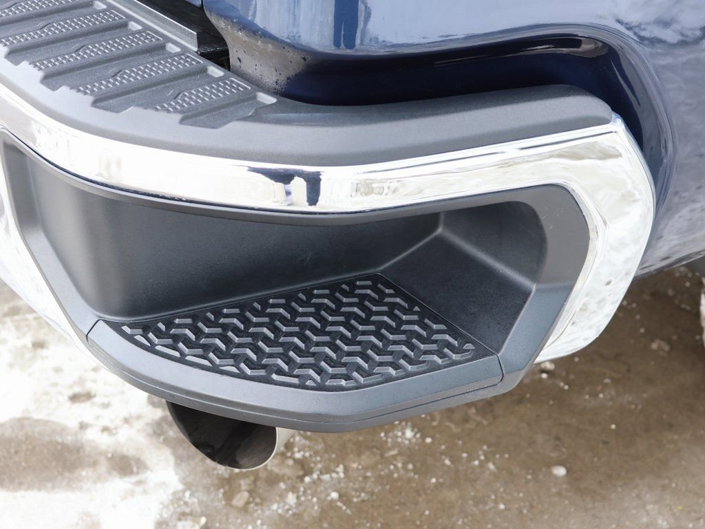 Certified 2021 Chevrolet Silverado 3500 LTZ w/ LTZ Convenience Package image 38