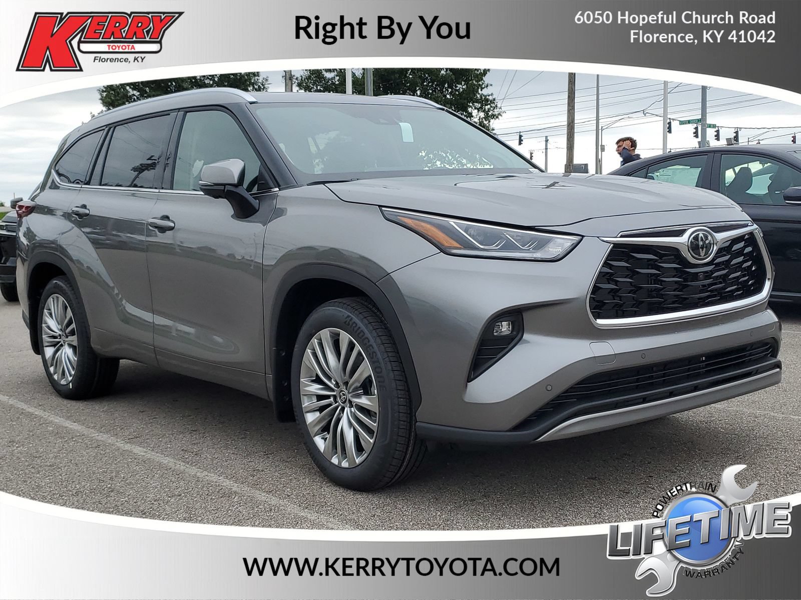 New 2026 Toyota Highlander Platinum AWD/4WD image 1