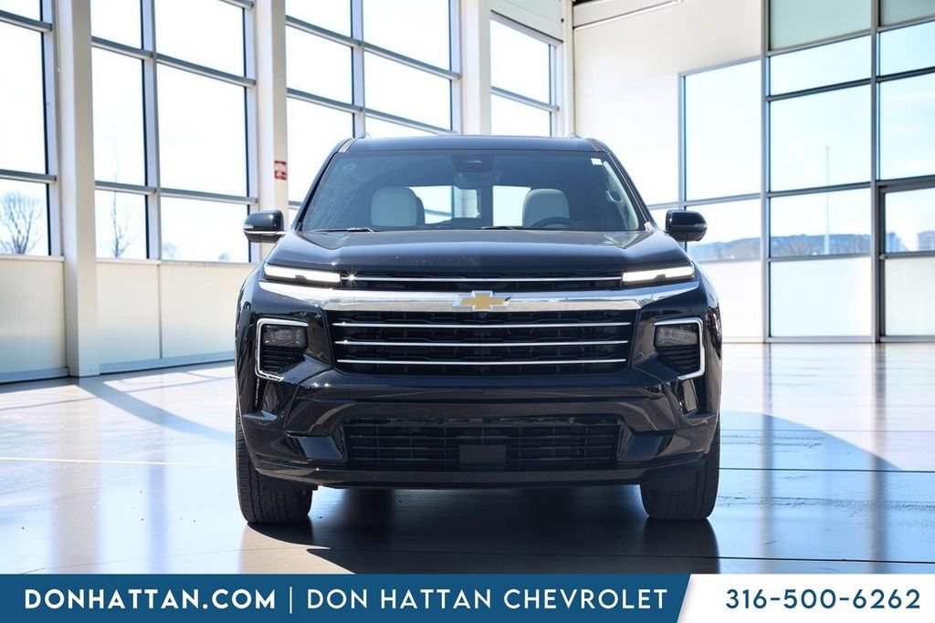 Used 2025 Chevrolet Traverse High Country w/ LPO, Floor Liner Package FWD image 30