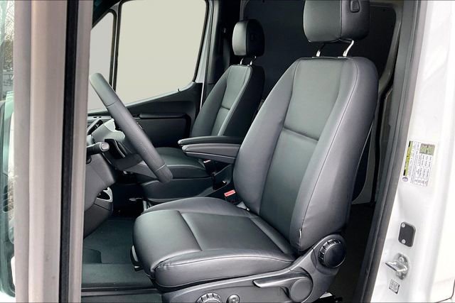 New 2025 Mercedes-Benz Sprinter 2500 image 12