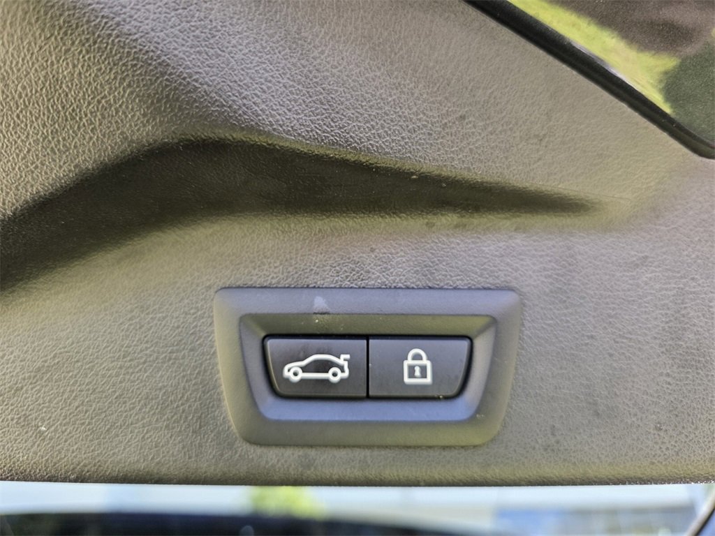 Certified 2022 BMW X5 xDrive40i image 18