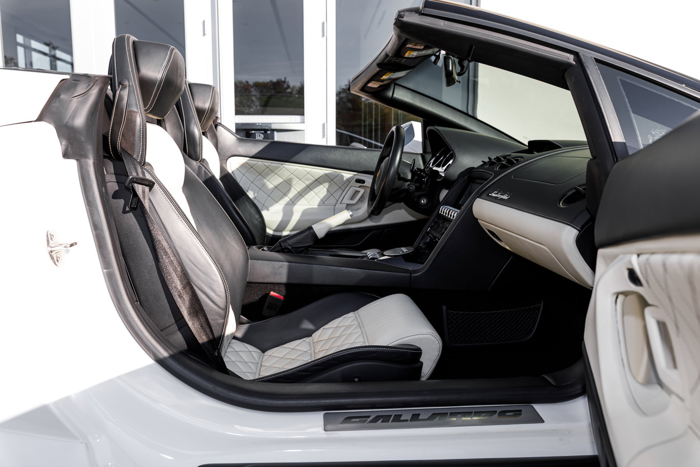 Used 2014 Lamborghini Gallardo LP 550-2 image 36