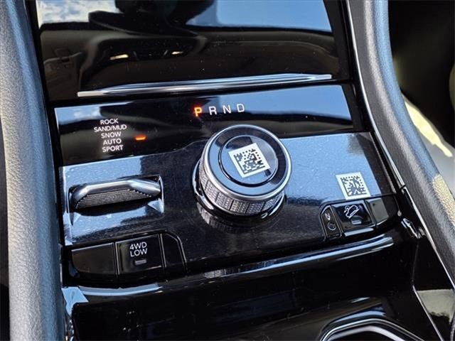 New 2022 Jeep Grand Cherokee Limited 4xe w/ Luxury Tech Group II image 26